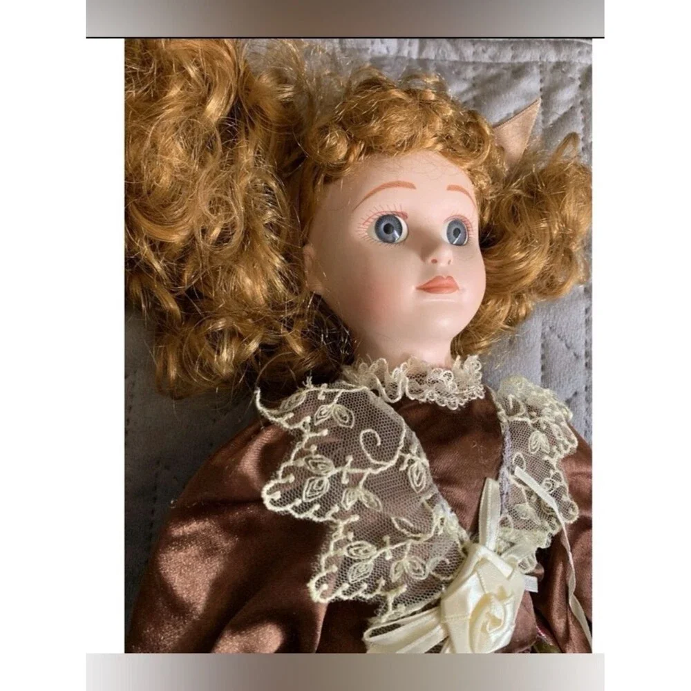 Unbranded elegant porcelain